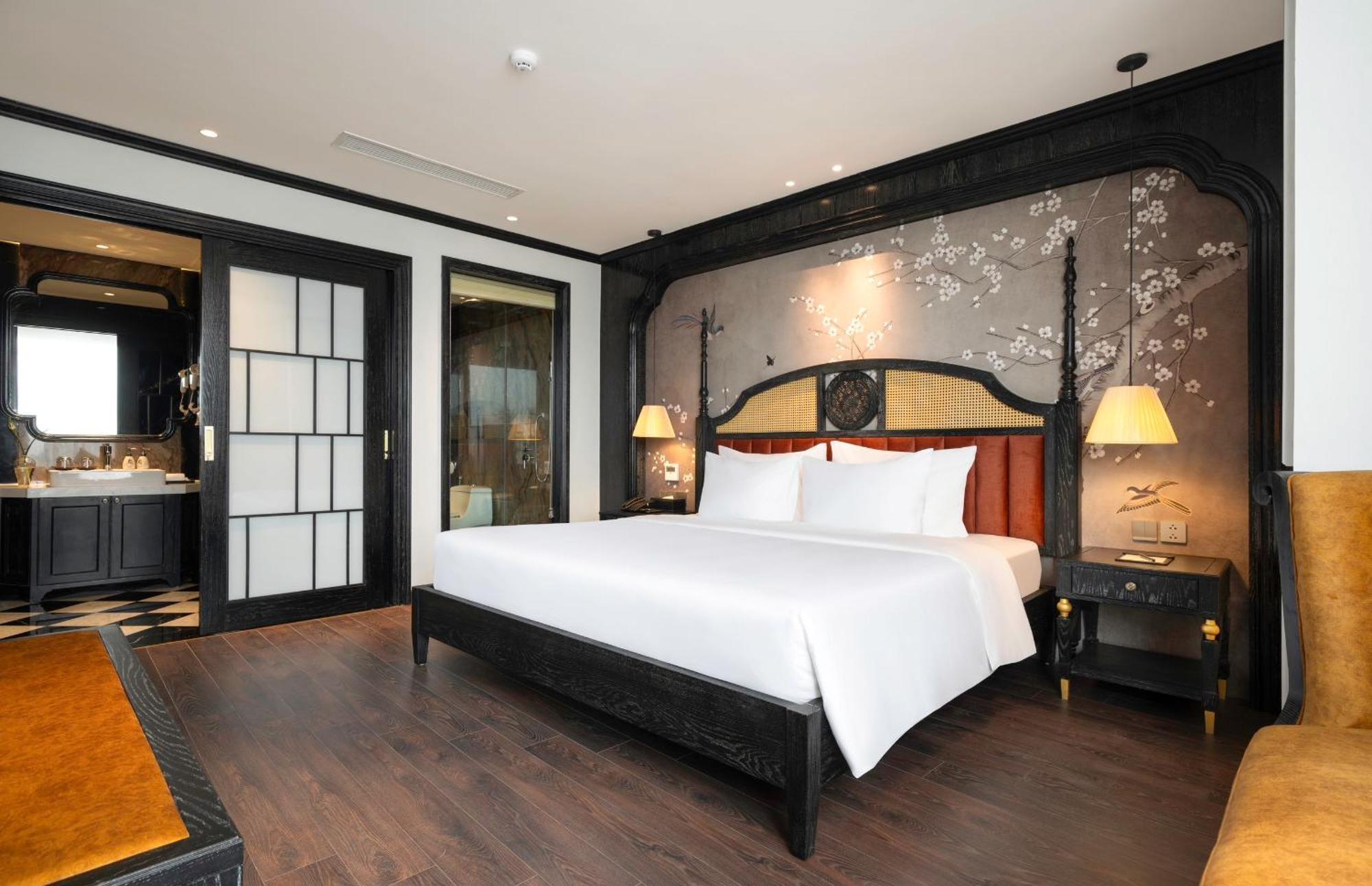 Luxe Paradise Premium Hotel Hanoi Exterior photo